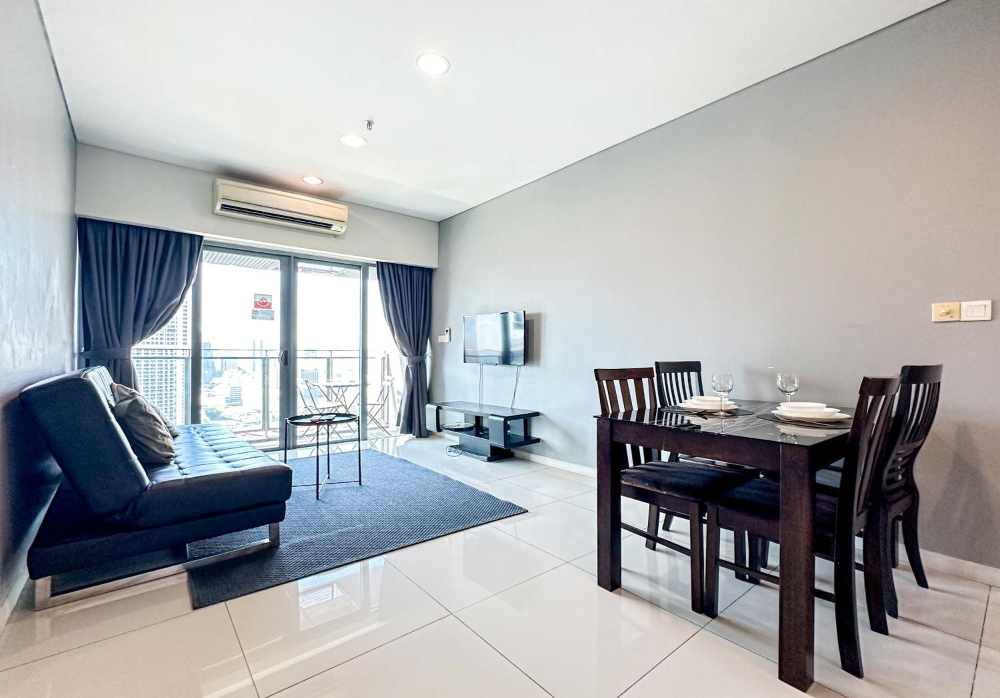 Summer Suites Klcc By Apartx Kuala Lumpur Exterior foto